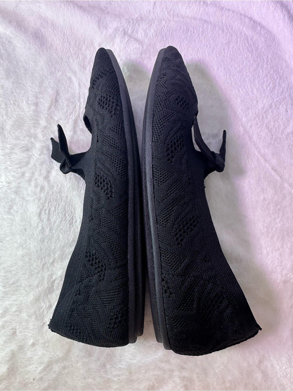 Skechers Black Knit Memory Foam Pointed Ballet Flat with Bow - Picture 6 of 9